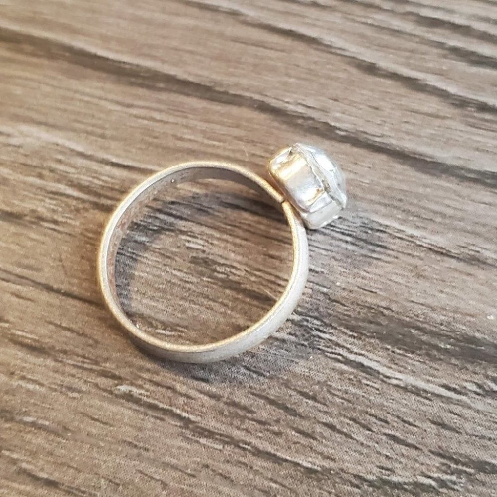 Plastic Ring - Picture 4 of 4